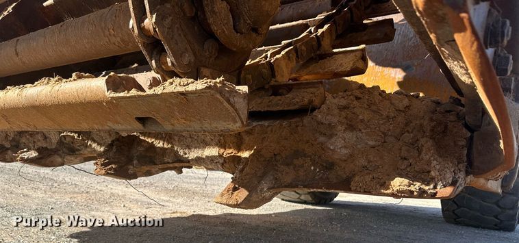 image for item EK9810 1990 John Deere 862B  elevating scraper