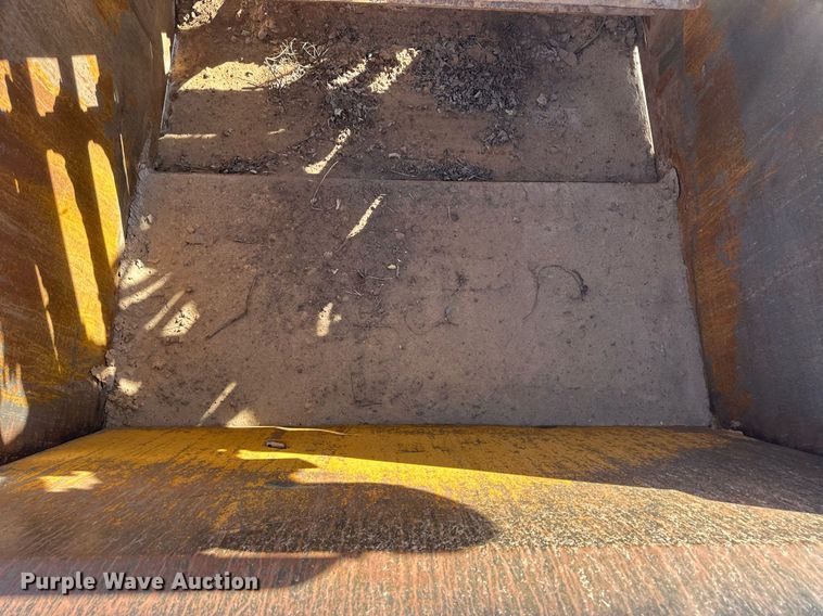 image for item EK9810 1990 John Deere 862B  elevating scraper