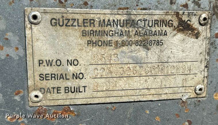 image for item GG9884 1995 Ford L8000  hydrovac truck