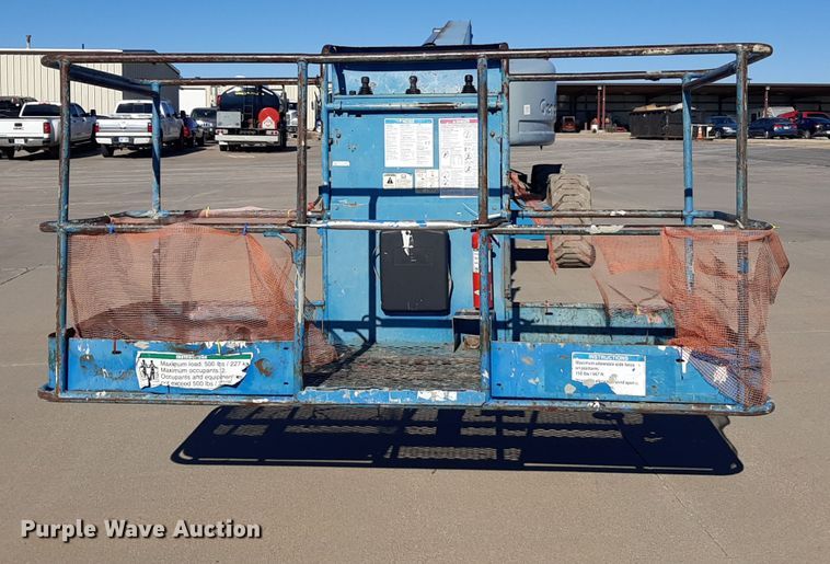 image for item GG9949 2005 Genie S-65  boom lift