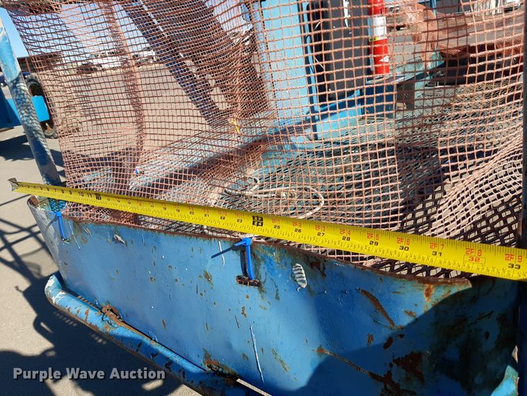 image for item GG9949 2005 Genie S-65  boom lift