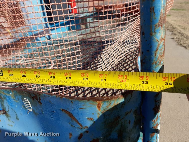 image for item GG9949 2005 Genie S-65  boom lift