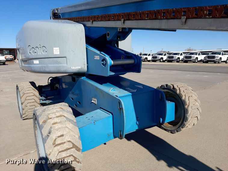 image for item GG9949 2005 Genie S-65  boom lift
