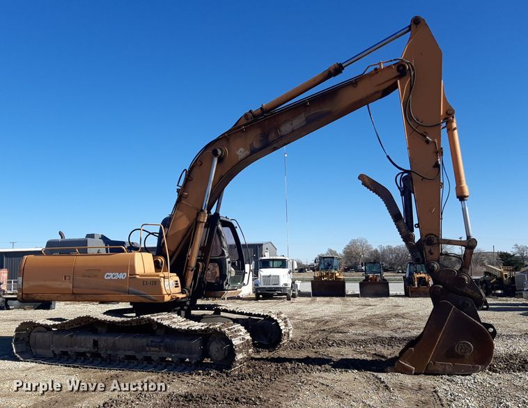 image for item GG9950 2005 Case CX240  excavator