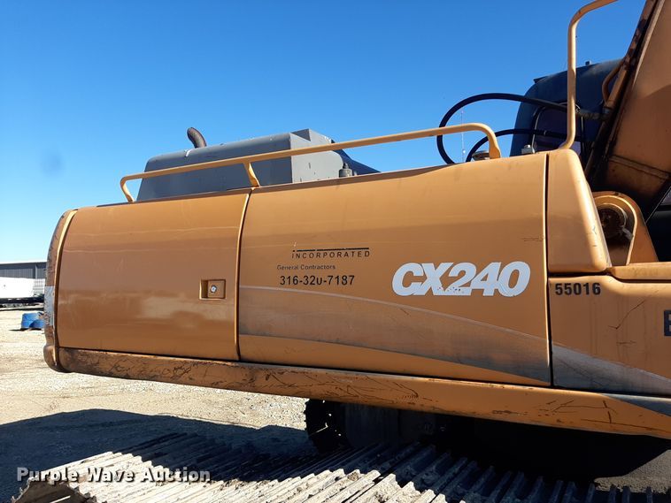 image for item GG9950 2005 Case CX240  excavator