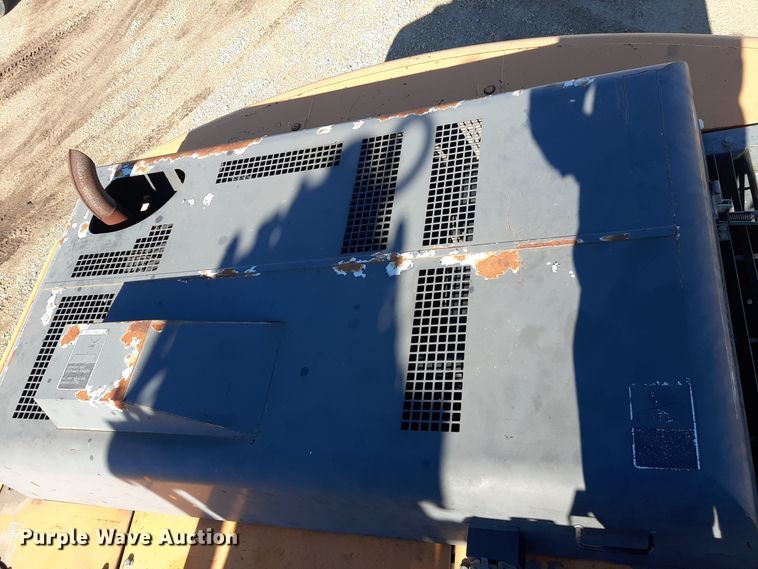 image for item GG9950 2005 Case CX240  excavator