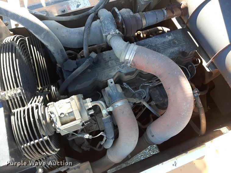 image for item GG9950 2005 Case CX240  excavator