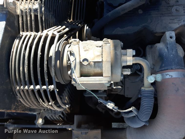 image for item GG9950 2005 Case CX240  excavator