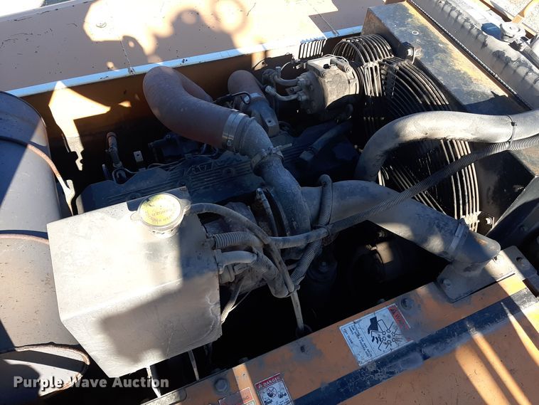 image for item GG9950 2005 Case CX240  excavator