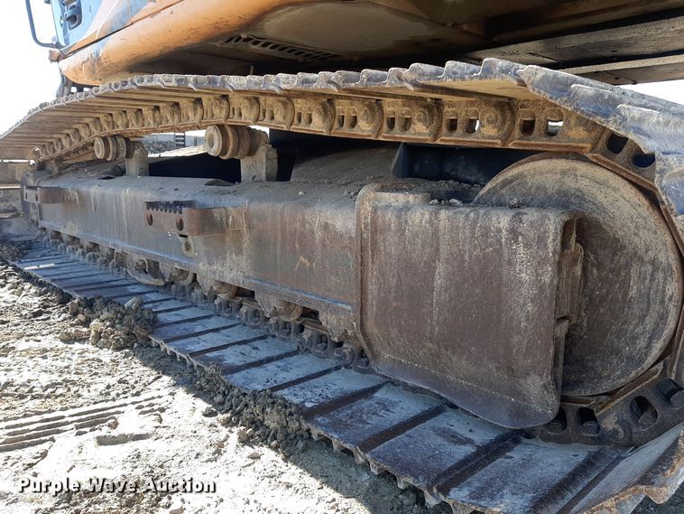 image for item GG9950 2005 Case CX240  excavator