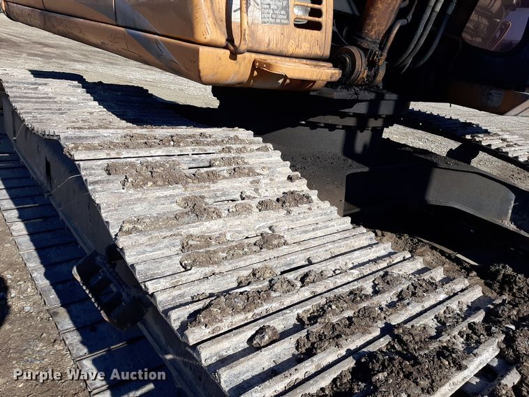 image for item GG9950 2005 Case CX240  excavator