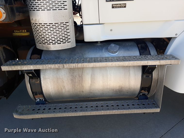 image for item GG9951 2008 Sterling A-Line  dump truck