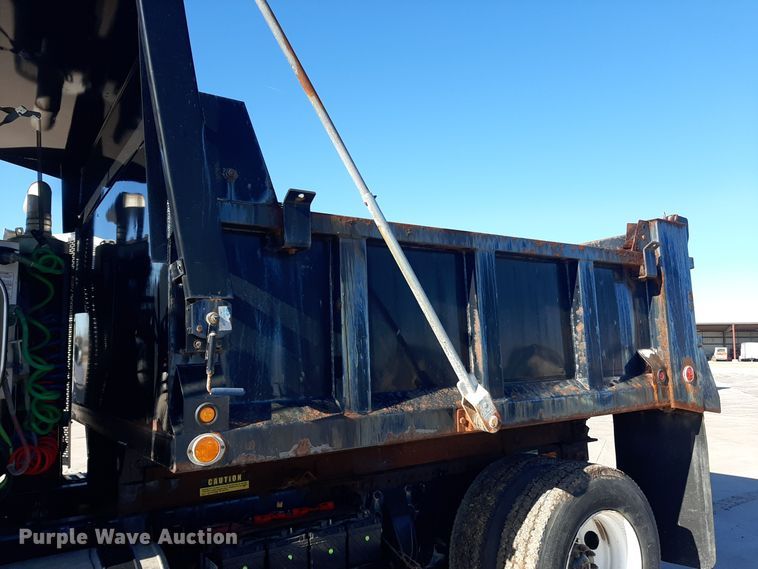 image for item GG9951 2008 Sterling A-Line  dump truck