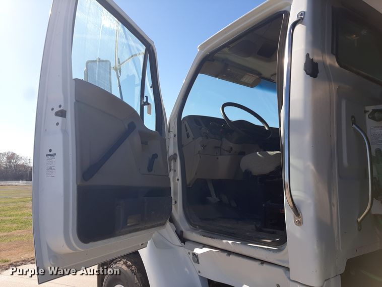 image for item GG9951 2008 Sterling A-Line  dump truck