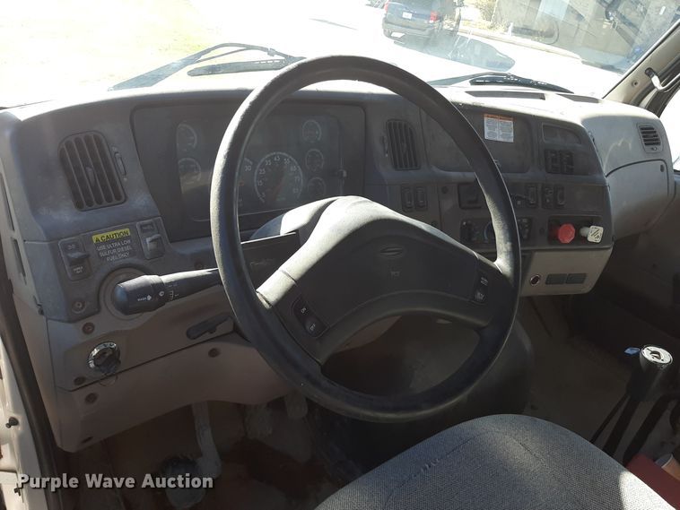 image for item GG9951 2008 Sterling A-Line  dump truck