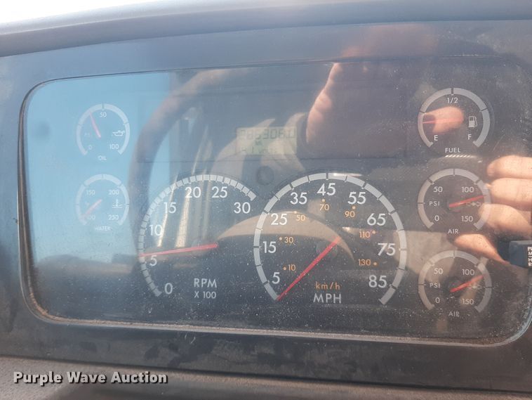 image for item GG9951 2008 Sterling A-Line  dump truck