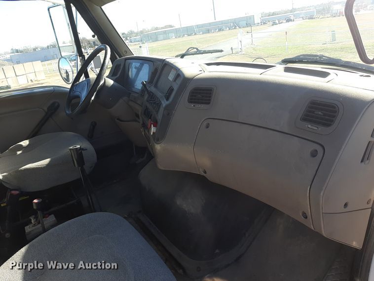 image for item GG9951 2008 Sterling A-Line  dump truck