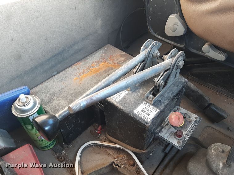 image for item GG9955 2001 Sterling  vacuum truck