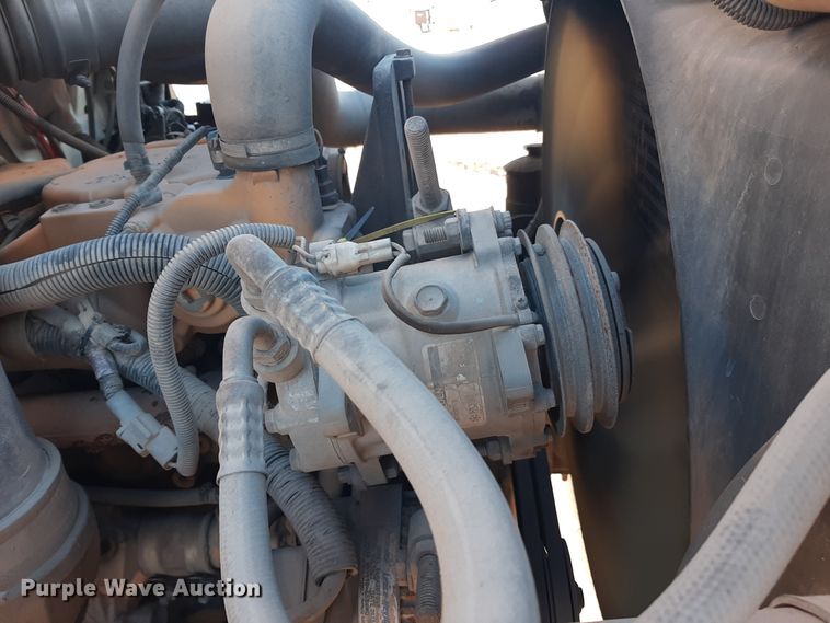 image for item GG9955 2001 Sterling  vacuum truck