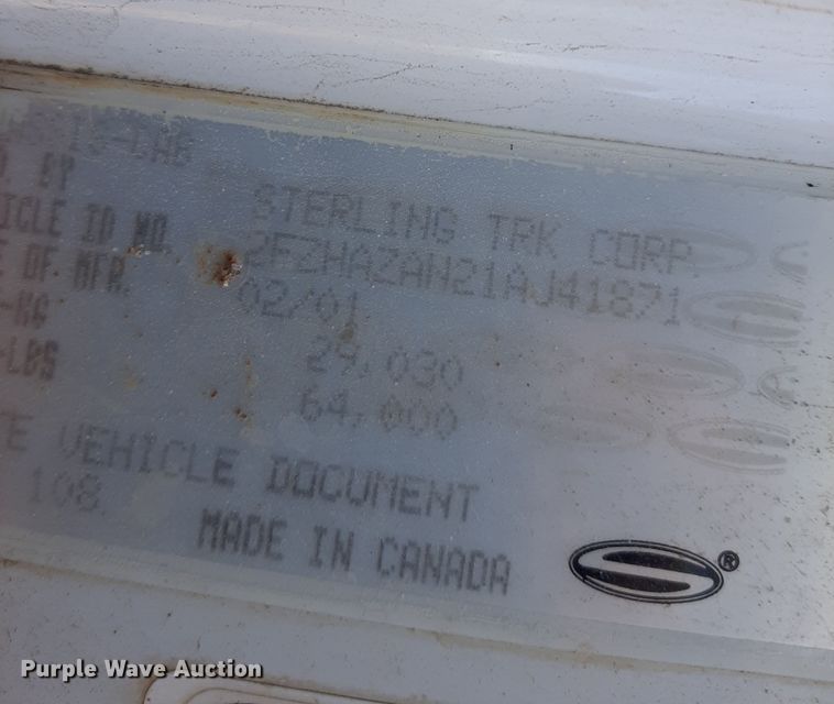 image for item GG9955 2001 Sterling  vacuum truck