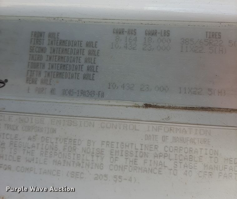 image for item GG9955 2001 Sterling  vacuum truck