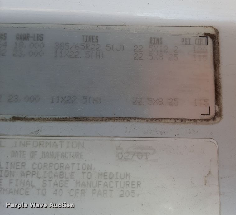 image for item GG9955 2001 Sterling  vacuum truck