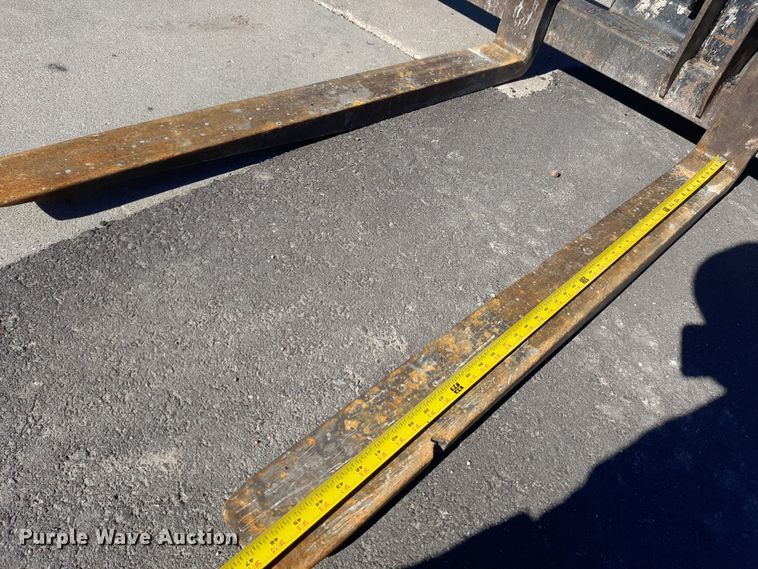 image for item GG9956 2007 Caterpillar TL642  telehandler