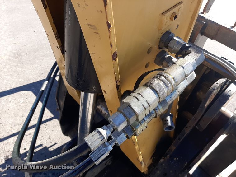 image for item GG9956 2007 Caterpillar TL642  telehandler