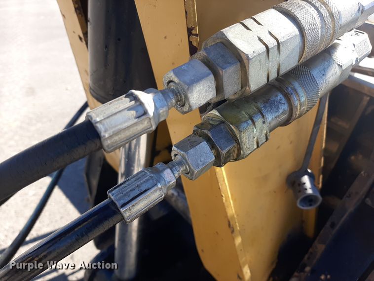 image for item GG9956 2007 Caterpillar TL642  telehandler