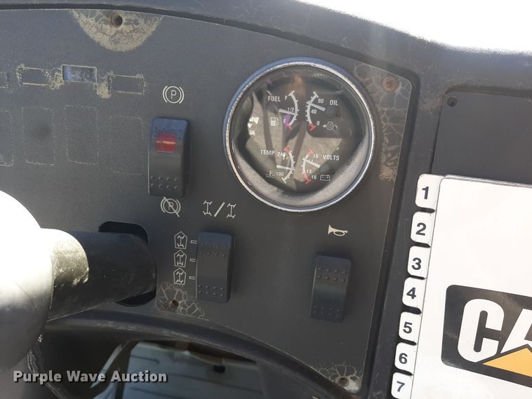 image for item GG9956 2007 Caterpillar TL642  telehandler