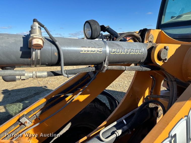 image for item GG9959 2016 Case 321F  wheel loader