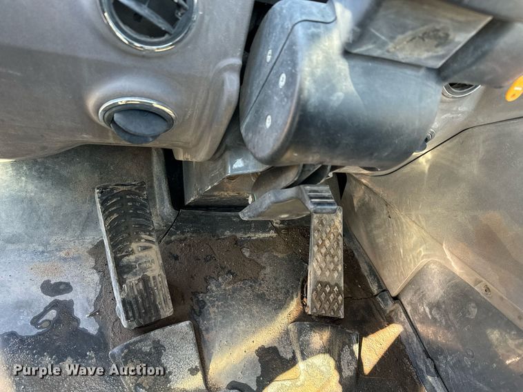 image for item GG9959 2016 Case 321F  wheel loader