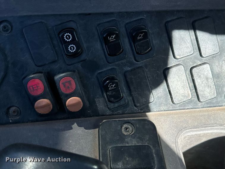 image for item GG9959 2016 Case 321F  wheel loader