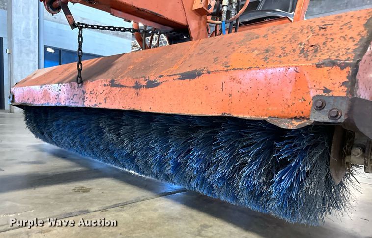 image for item GG9982 Lay-mor  broom