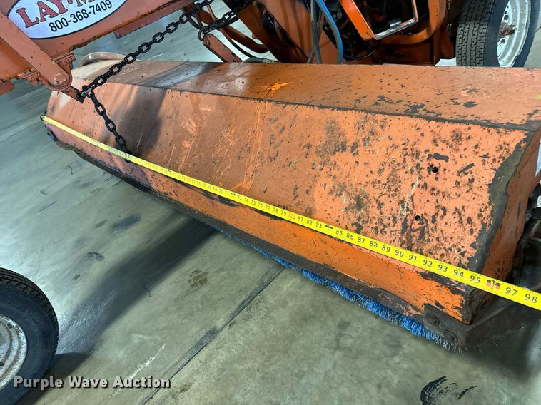 image for item GG9982 Lay-mor  broom