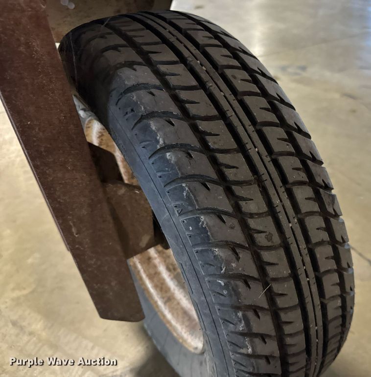 image for item GG9982 Lay-mor  broom