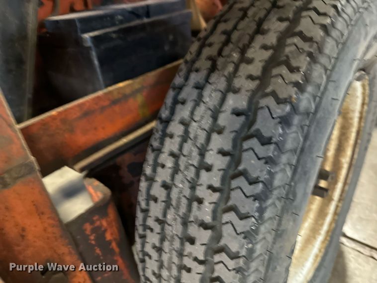 image for item GG9982 Lay-mor  broom