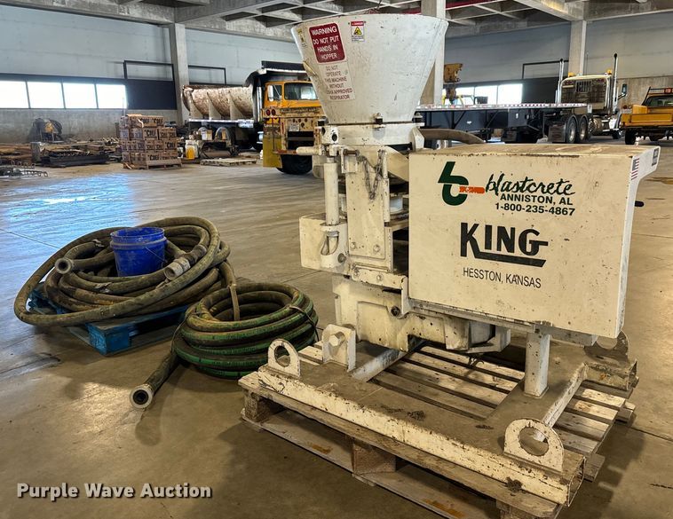 image for item GG9984 Blastcrete AA 020  gunite machine