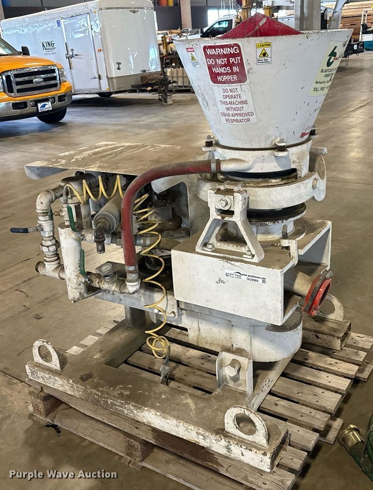 image for item GG9984 Blastcrete AA 020  gunite machine