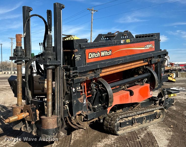 image for item GG9993 2011 Ditch Witch JT3020 Mach 1  directional boring unit