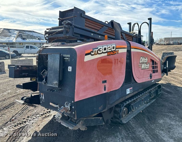 image for item GG9993 2011 Ditch Witch JT3020 Mach 1  directional boring unit