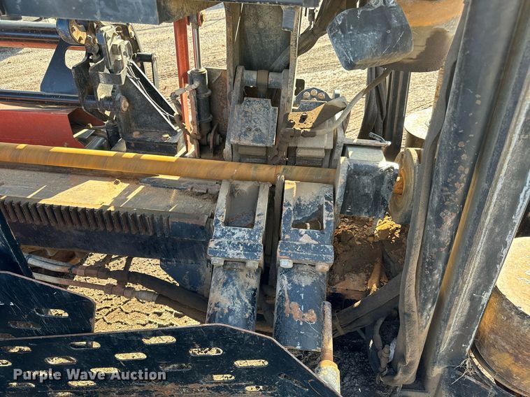 image for item GG9993 2011 Ditch Witch JT3020 Mach 1  directional boring unit