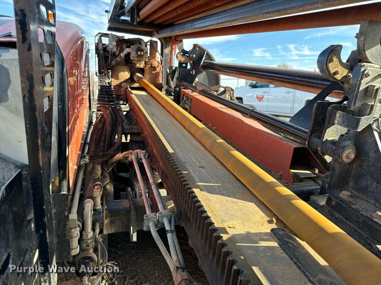 image for item GG9993 2011 Ditch Witch JT3020 Mach 1  directional boring unit