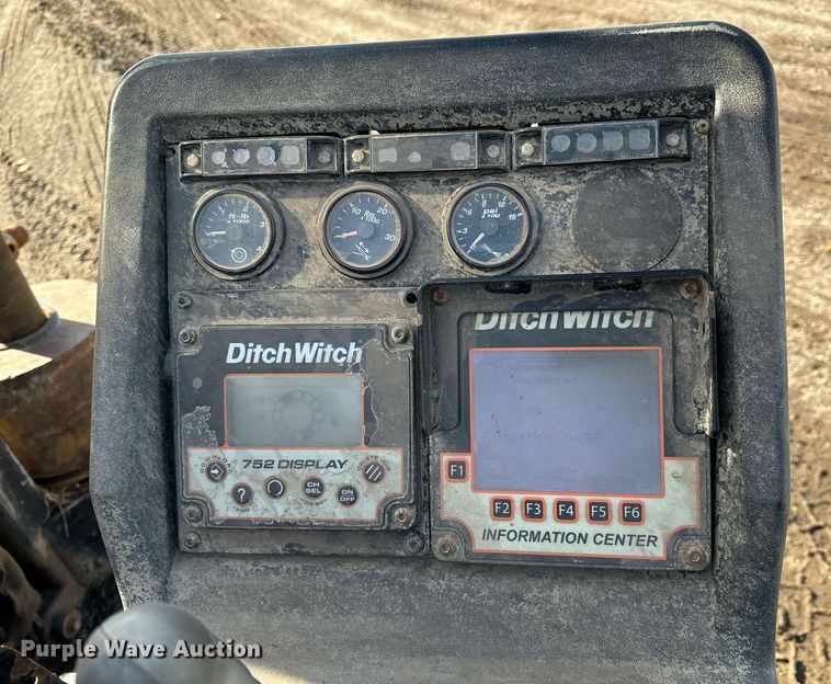 image for item GG9993 2011 Ditch Witch JT3020 Mach 1  directional boring unit