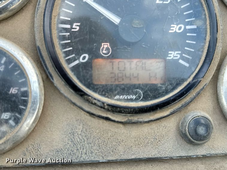 image for item GG9993 2011 Ditch Witch JT3020 Mach 1  directional boring unit