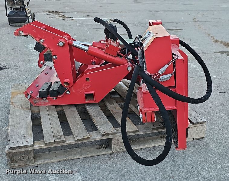 image for item IO9774 2023 Handy Attachments HSRC12  skid steer pole clamp