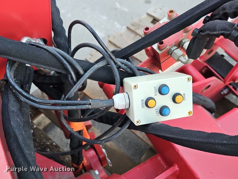 image for item IO9774 2023 Handy Attachments HSRC12  skid steer pole clamp