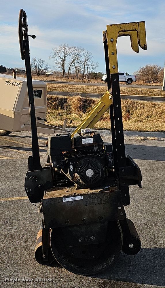 image for item IO9782 Wacker Neuson RSS800  single drum roller