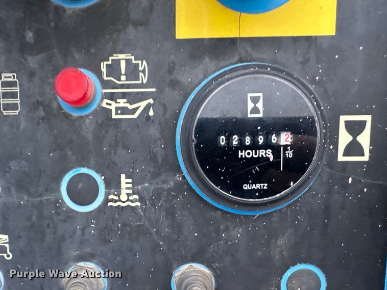 image for item JD9054 2005 Genie Z-45/25  boom lift