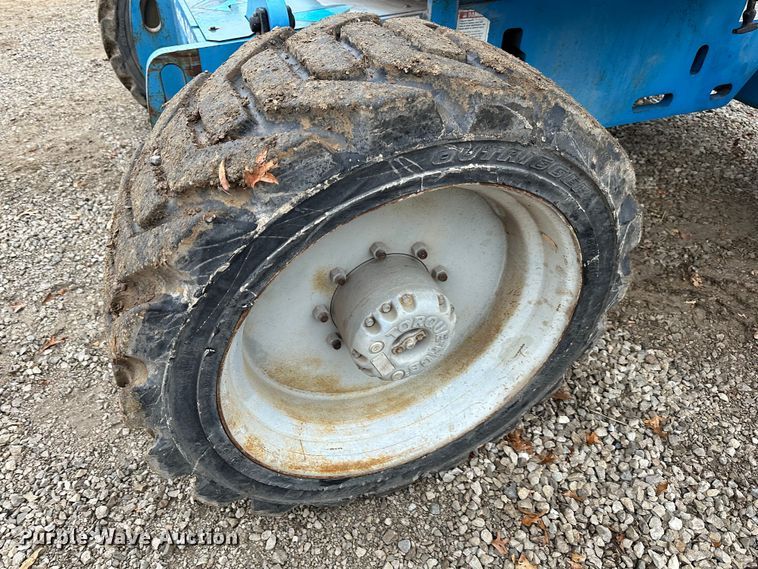 image for item JD9054 2005 Genie Z-45/25  boom lift